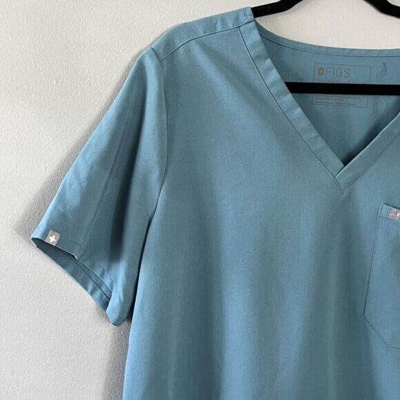 FIGS Technical Collection Lot of 2 Scrubs Shirts‎ Size XXL V-Neck Nurse Medical - Picture 10 of 15